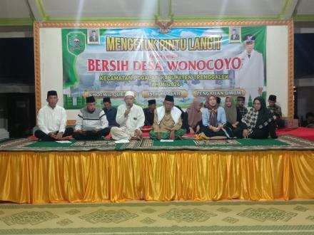 ''BERSIH DESA'' DESA WONOCOYO KECAMATAN POGALAN KABUPATEN TRENGGALEK